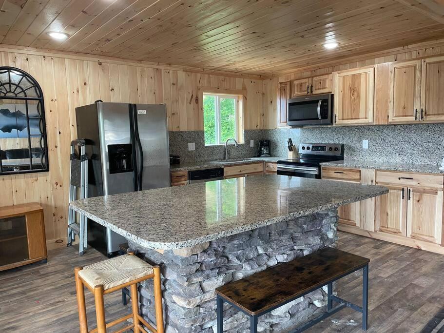 Crestview-spectacular 3 Bed 3 Bath 5 Min To Slopes Holiday home *