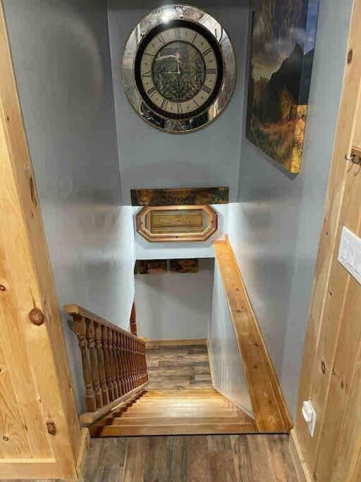 Crestview-spectacular 3 Bed 3 Bath 5 Min To Slopes *