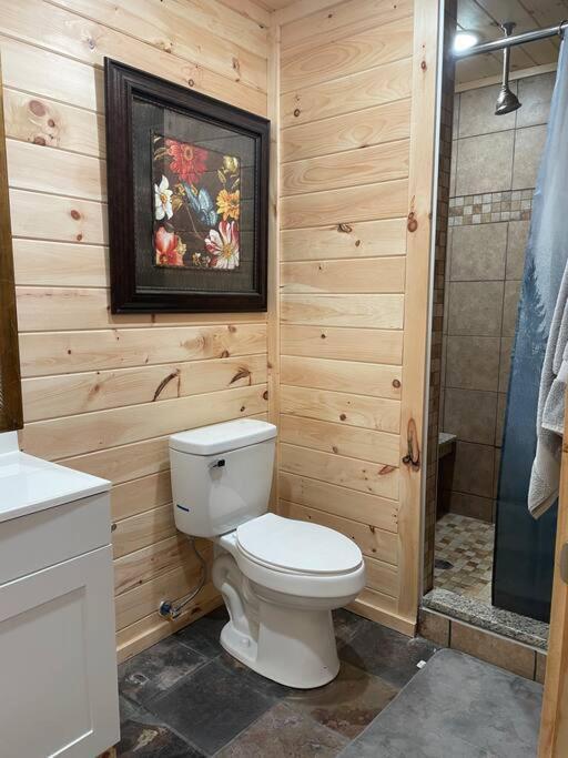 Crestview-spectacular 3 Bed 3 Bath 5 Min To Slopes * Banner Elk